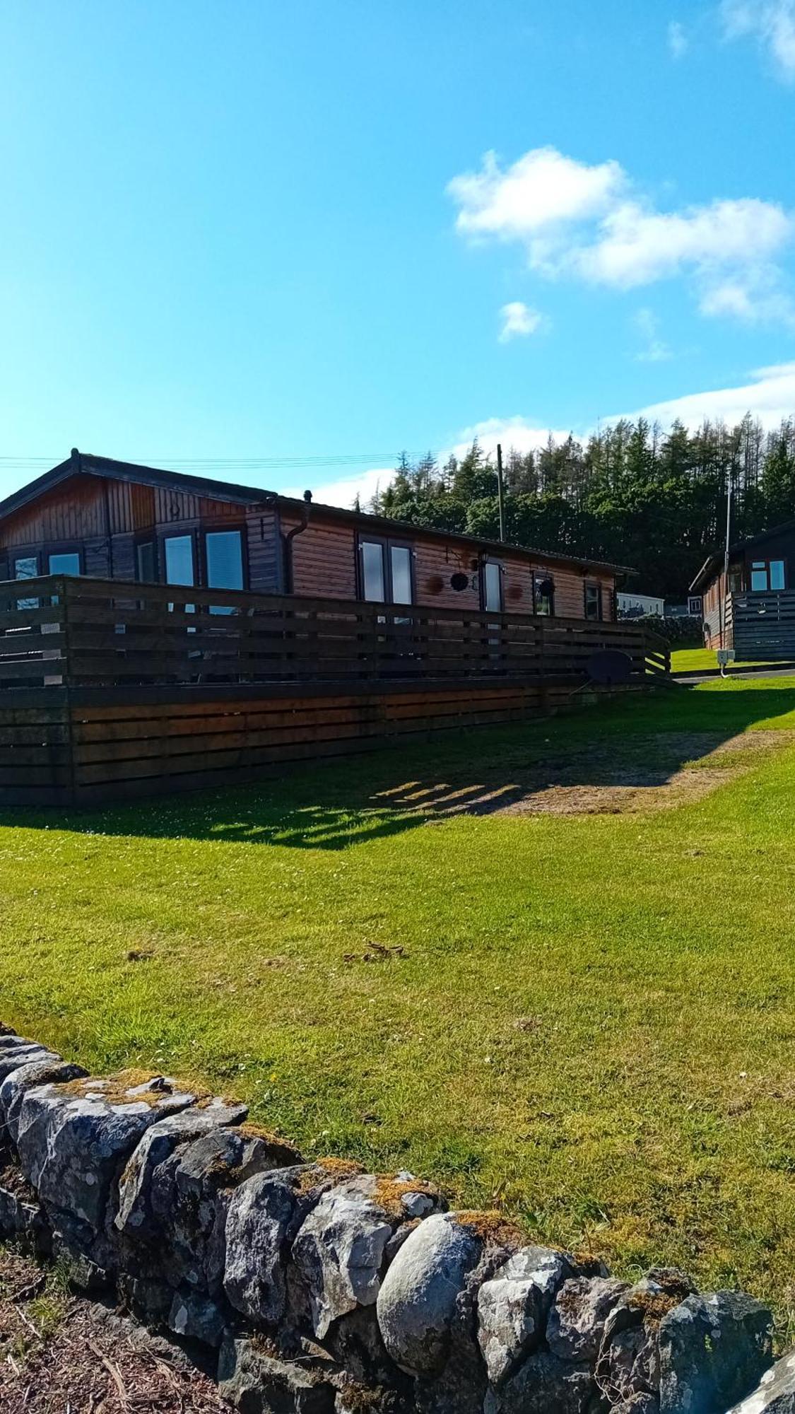 Baytree Lodge At Three Lochs Holiday Park, New Ask About Our Packages Birthday ,Anniversary,Family,Pamper Packages Available Balminnoch Εξωτερικό φωτογραφία