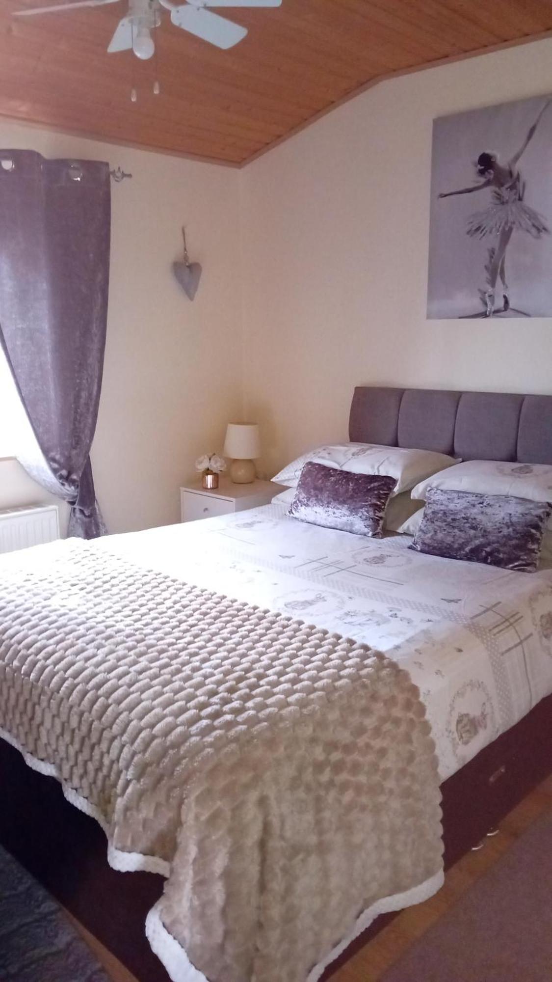 Baytree Lodge At Three Lochs Holiday Park, New Ask About Our Packages Birthday ,Anniversary,Family,Pamper Packages Available Balminnoch Εξωτερικό φωτογραφία